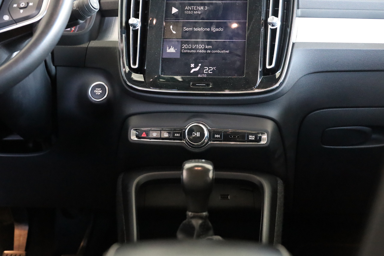 XC40 D3 Momentum