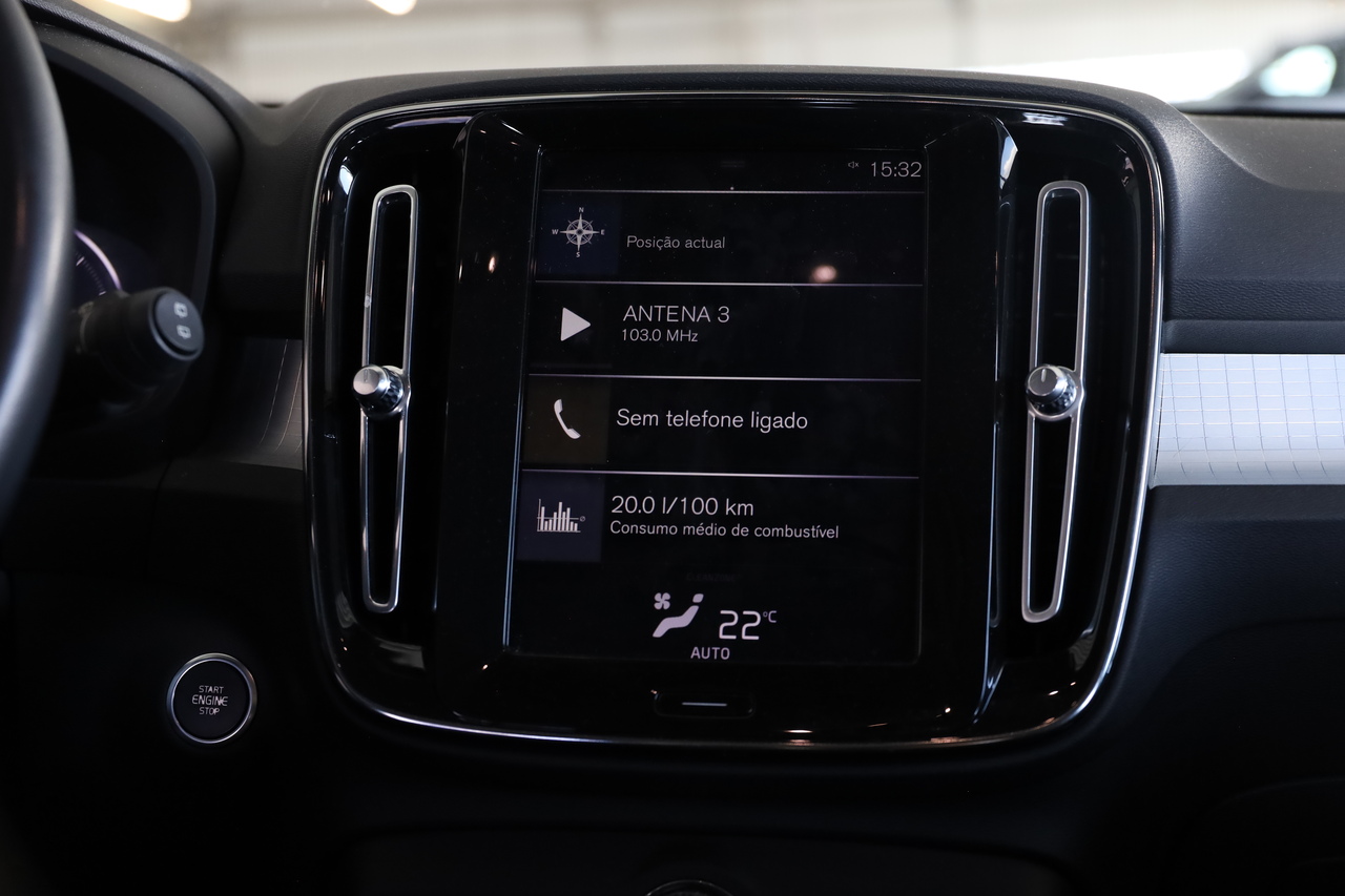 XC40 D3 Momentum