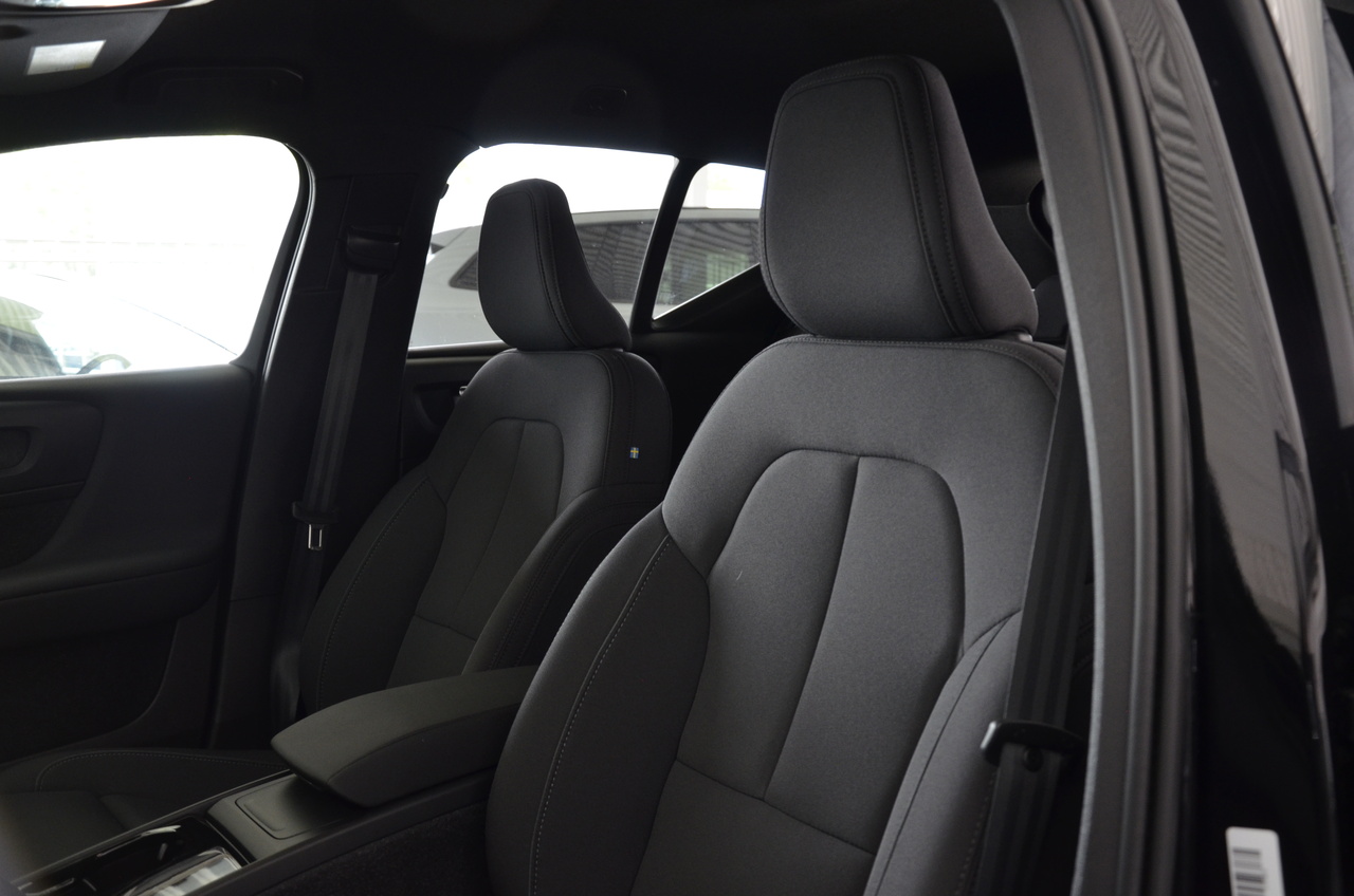 XC40 Single Motor Extended Range Core