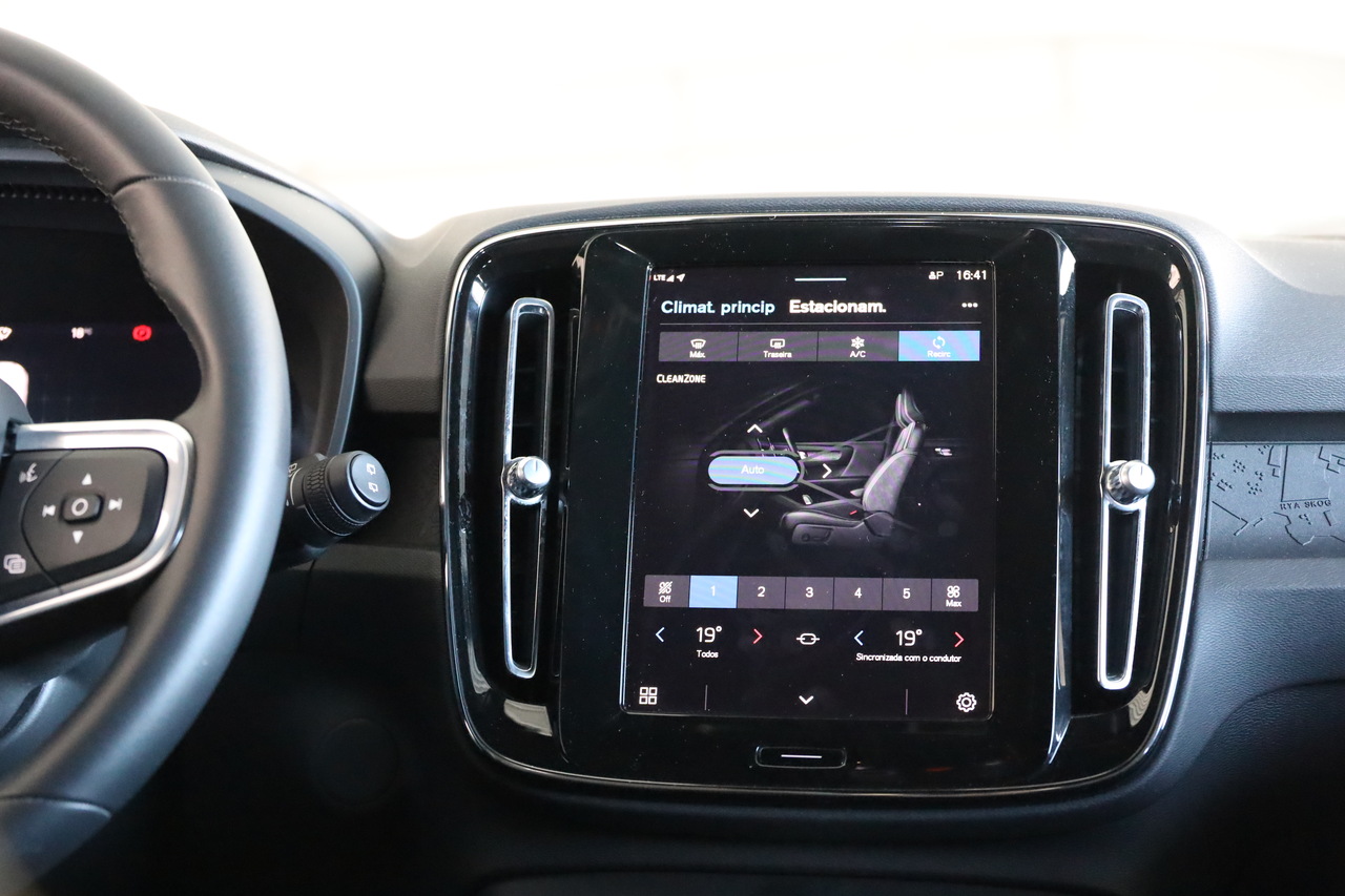 XC40 Single Motor Extended Range Plus