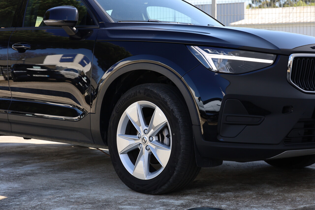 XC40 T2 Core Geart. 8V