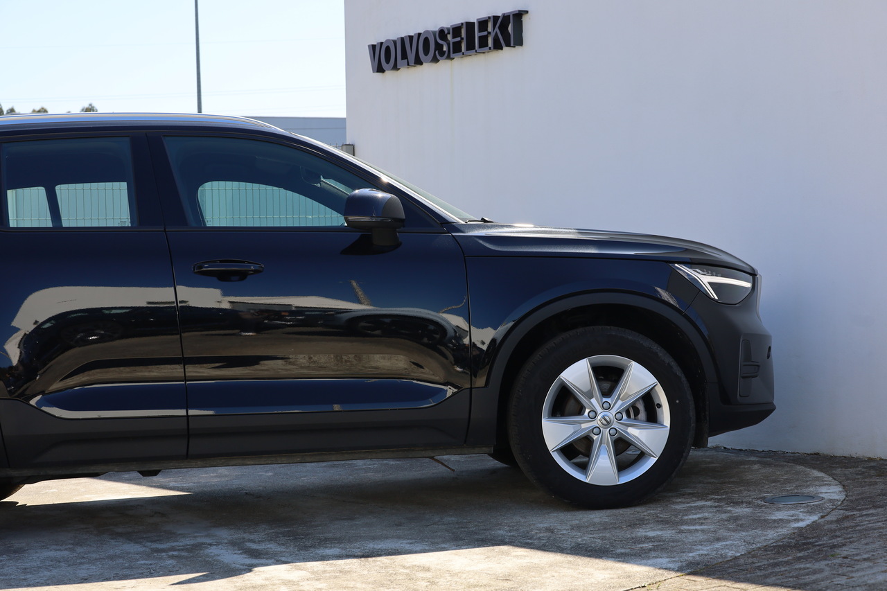 XC40 T2 Core Geart. 8V