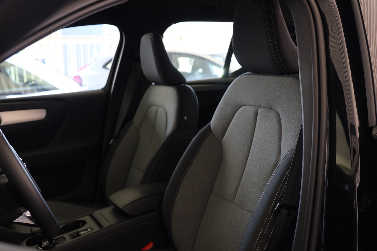 XC40 T2 Core Geart. 8V