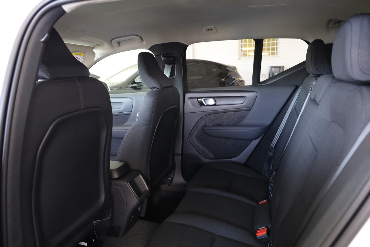 XC40 T2  Essential Geart.