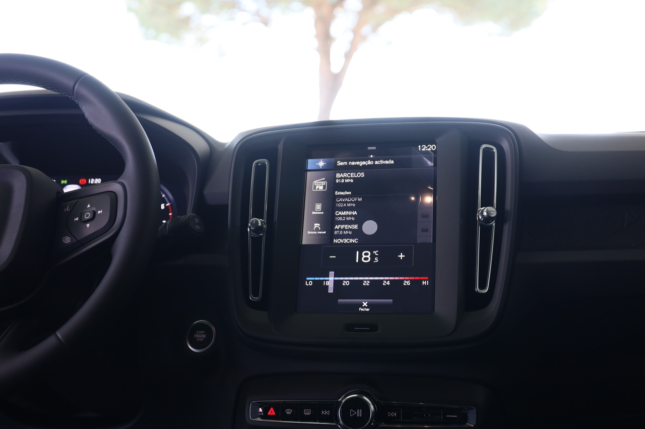 XC40 T2  Essential Geart.