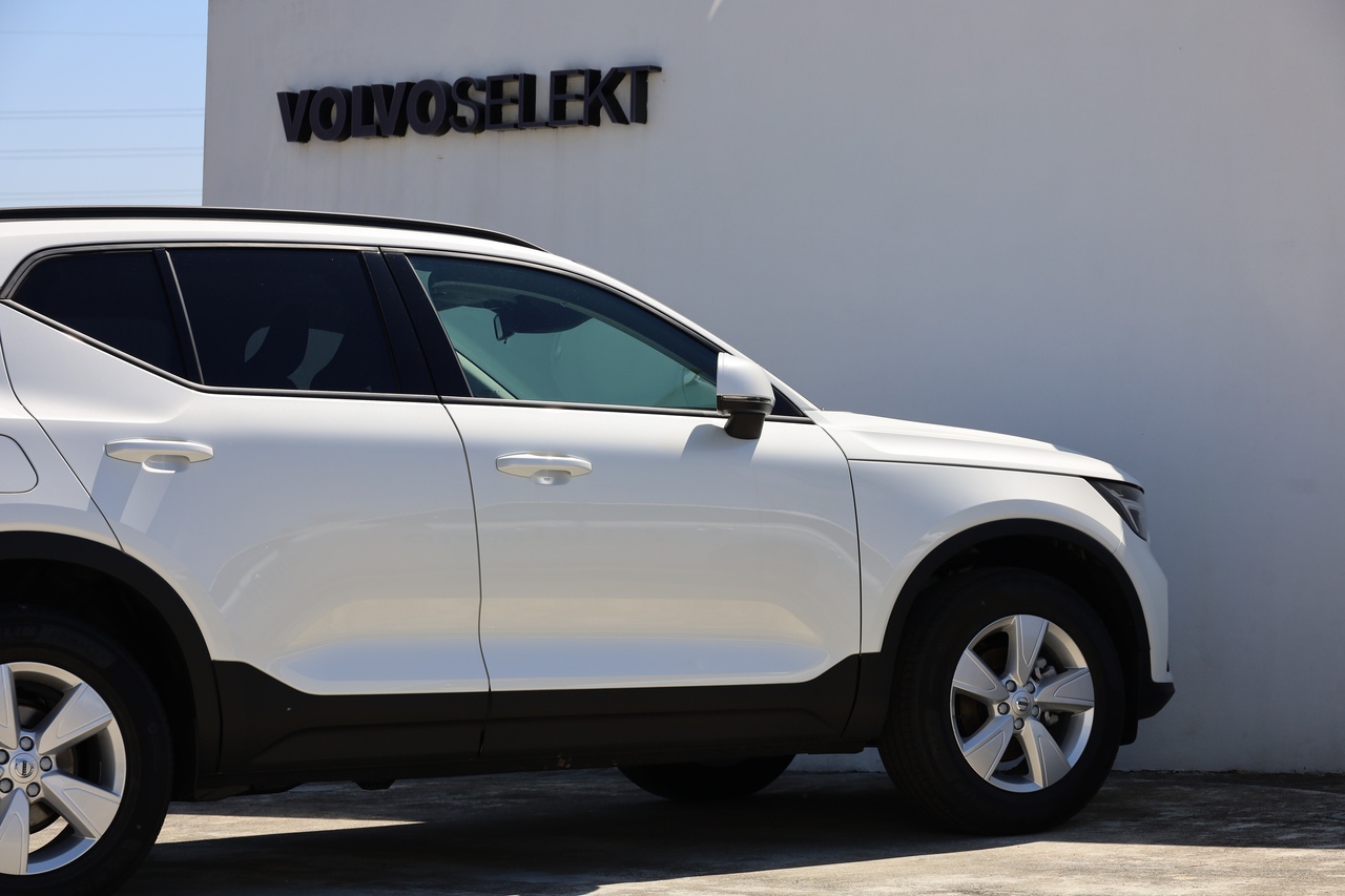 XC40 T2  Essential Geart.
