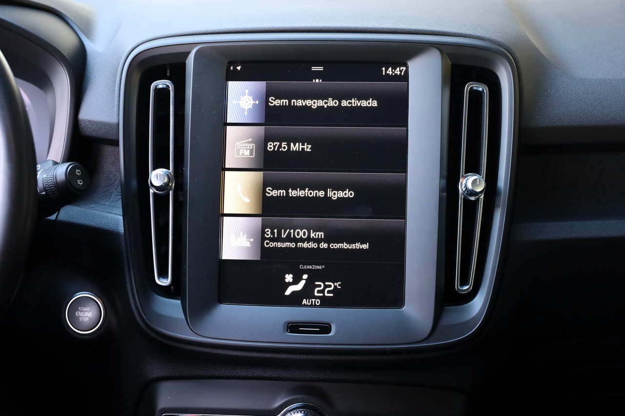 XC40 T2 Essential 