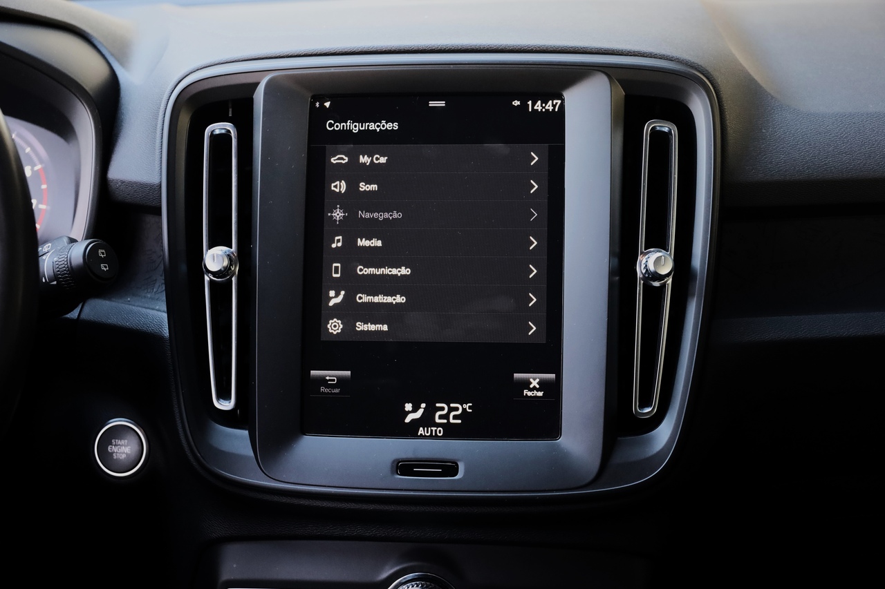 XC40 T2 Essential 