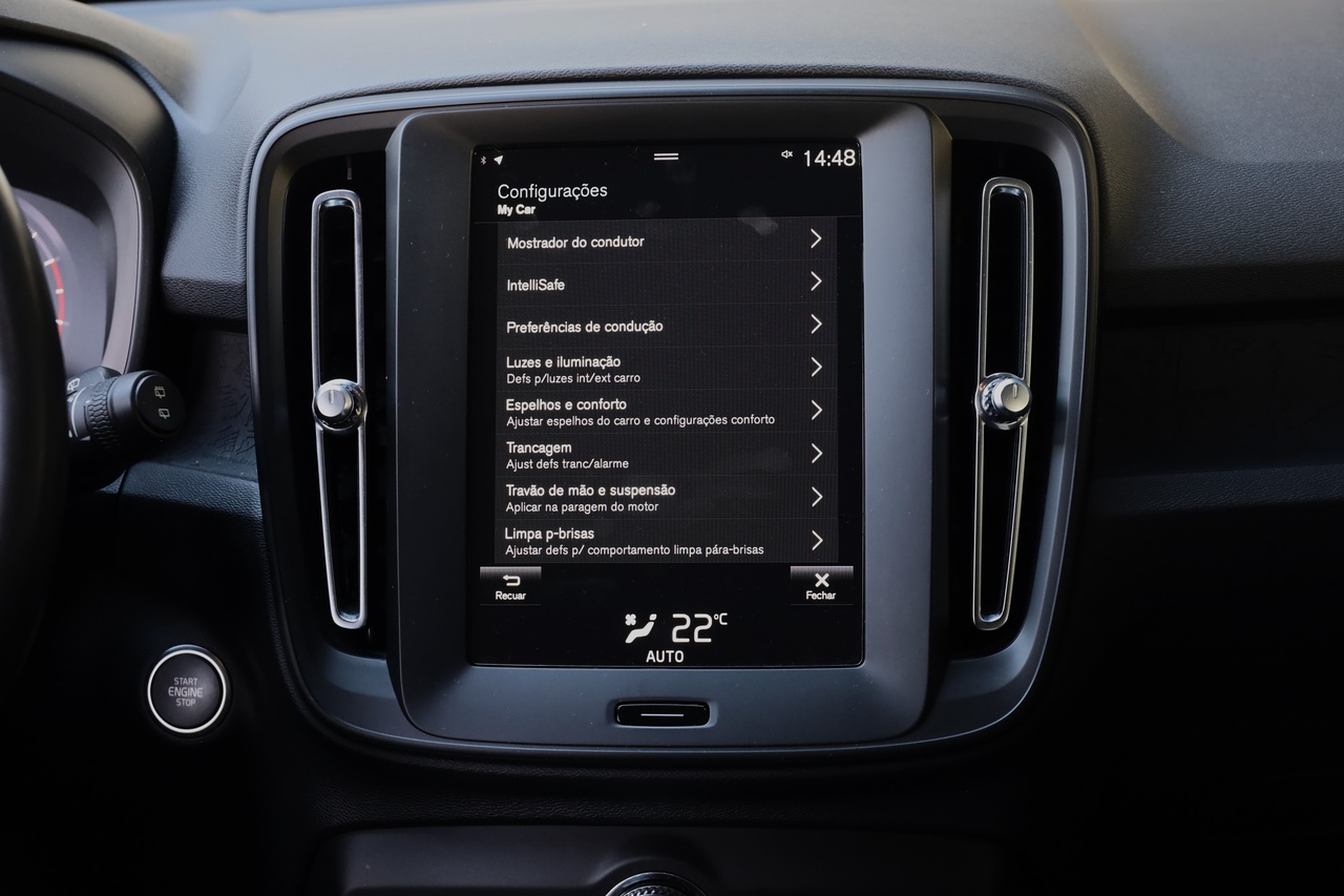 XC40 T2 Essential 