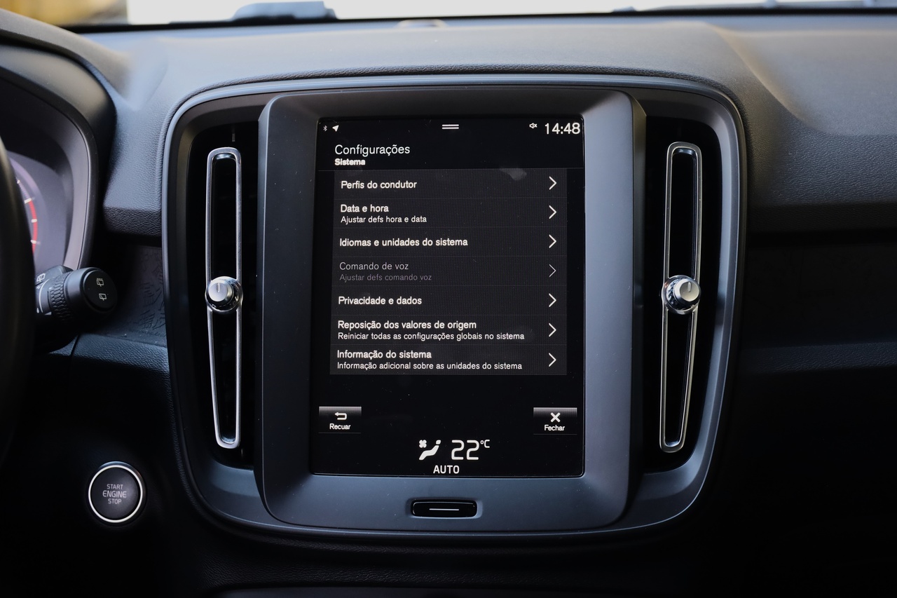 XC40 T2 Essential 