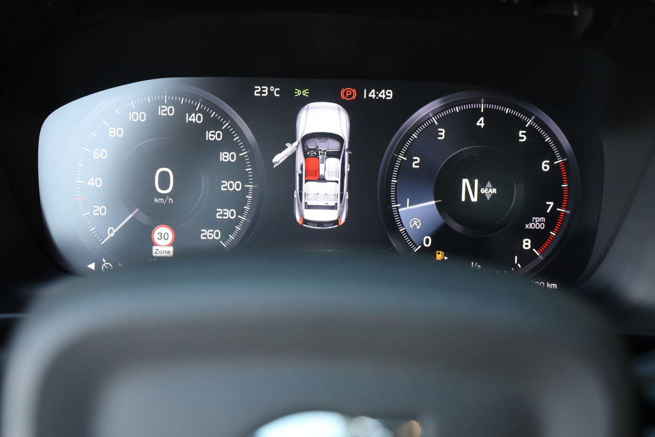 XC40 T2 Essential 