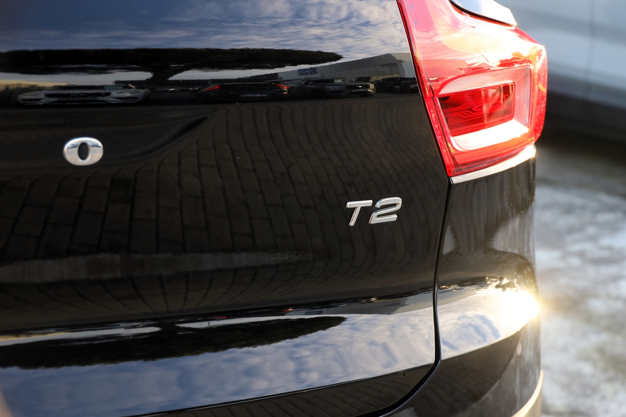 XC40 T2 Essential 