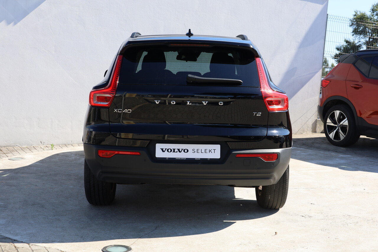 XC40 T2 Momentum Core