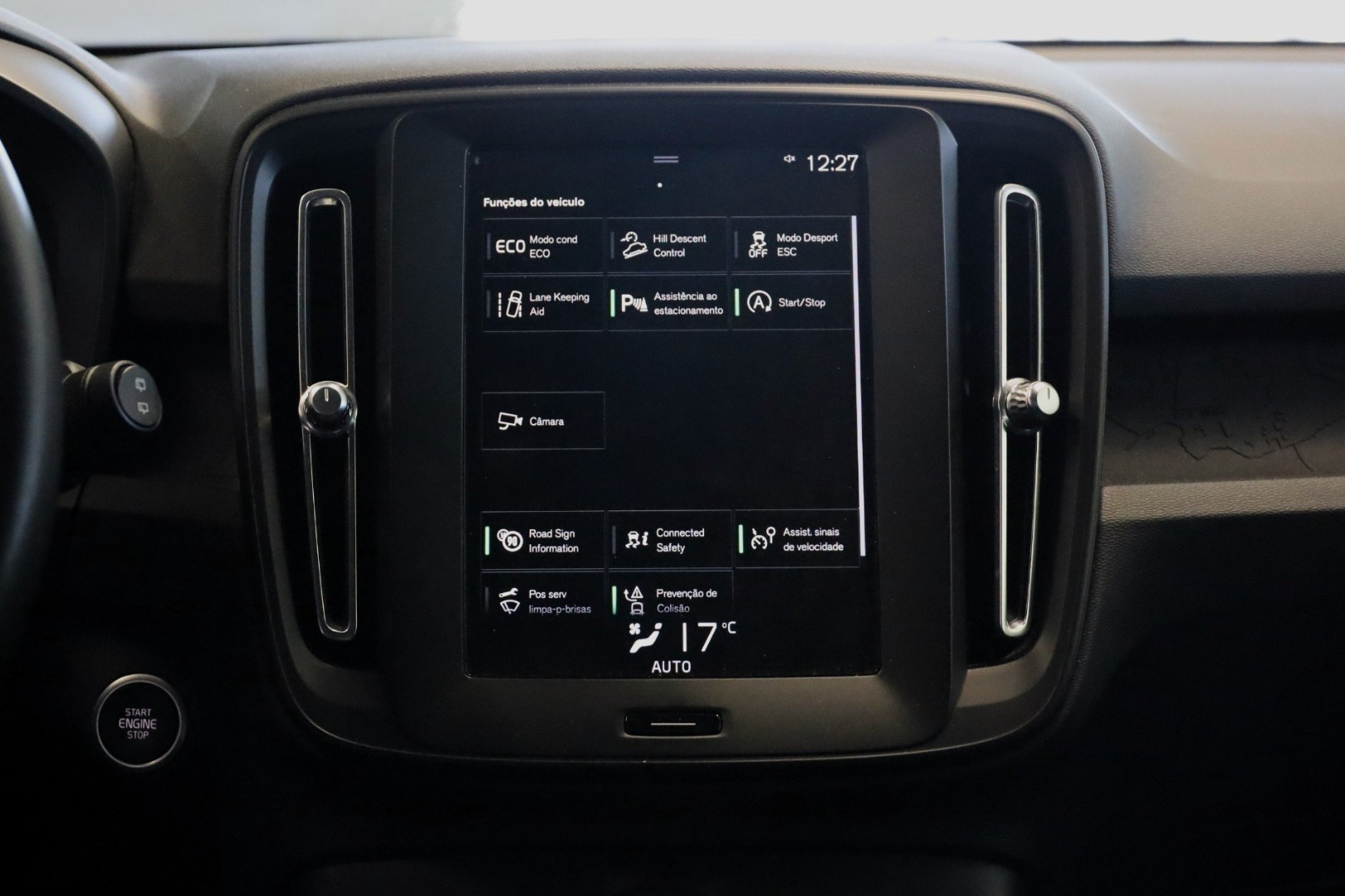 XC40 T2 Momentum Core