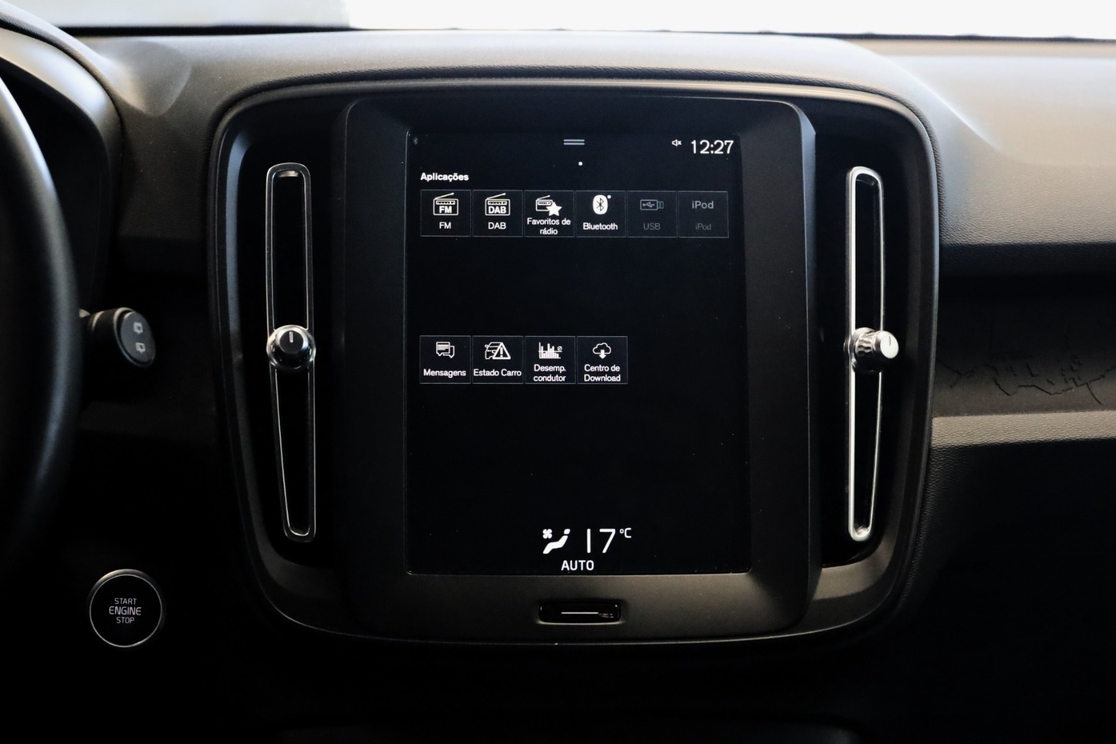 XC40 T2 Momentum Core