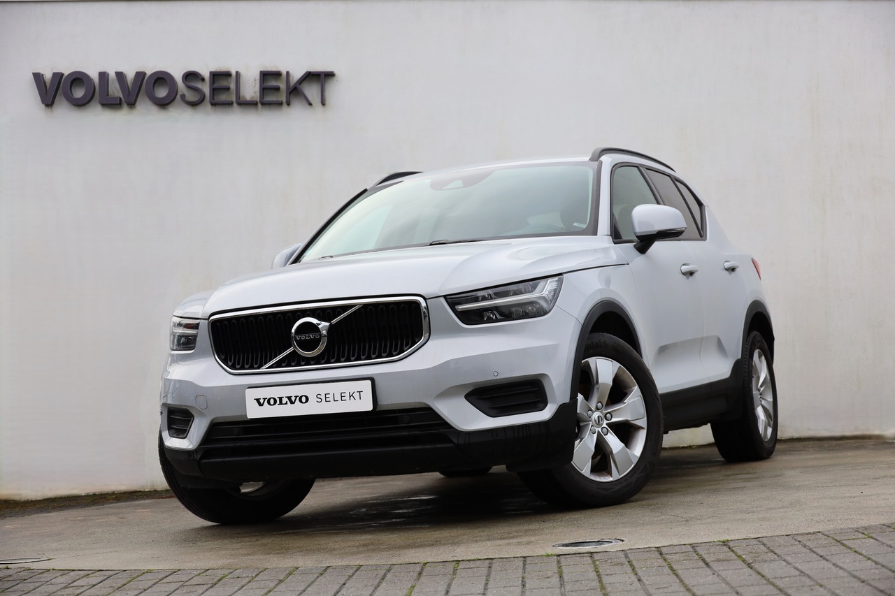 XC40 T2 Momentum Core