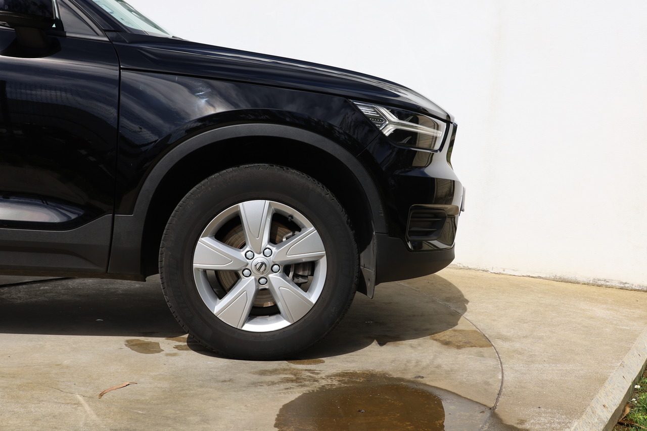 XC40 T2 Momentum Core