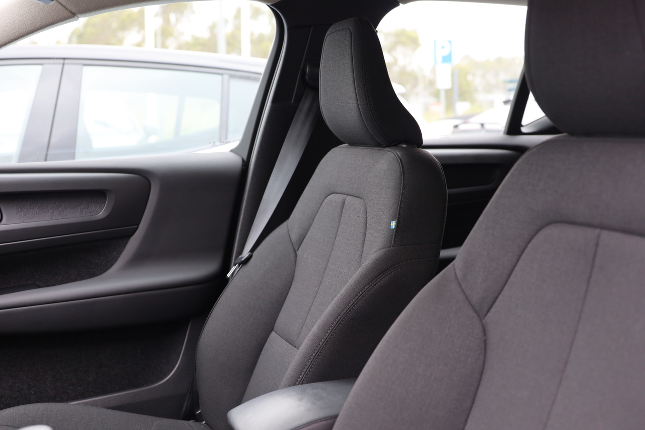 XC40 T2 Momentum Core