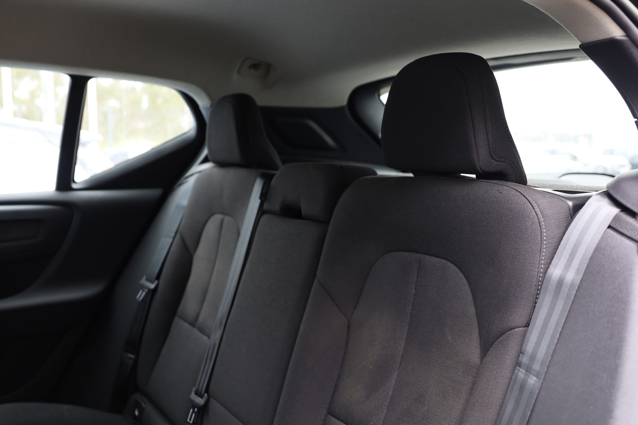 XC40 T2 Momentum Core