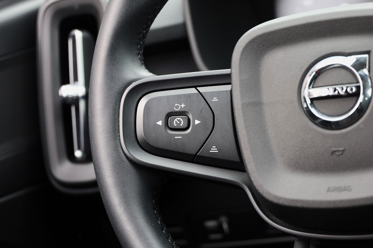 XC40 T2 Momentum Core