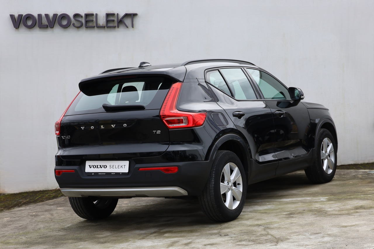 XC40 T2 Momentum Core