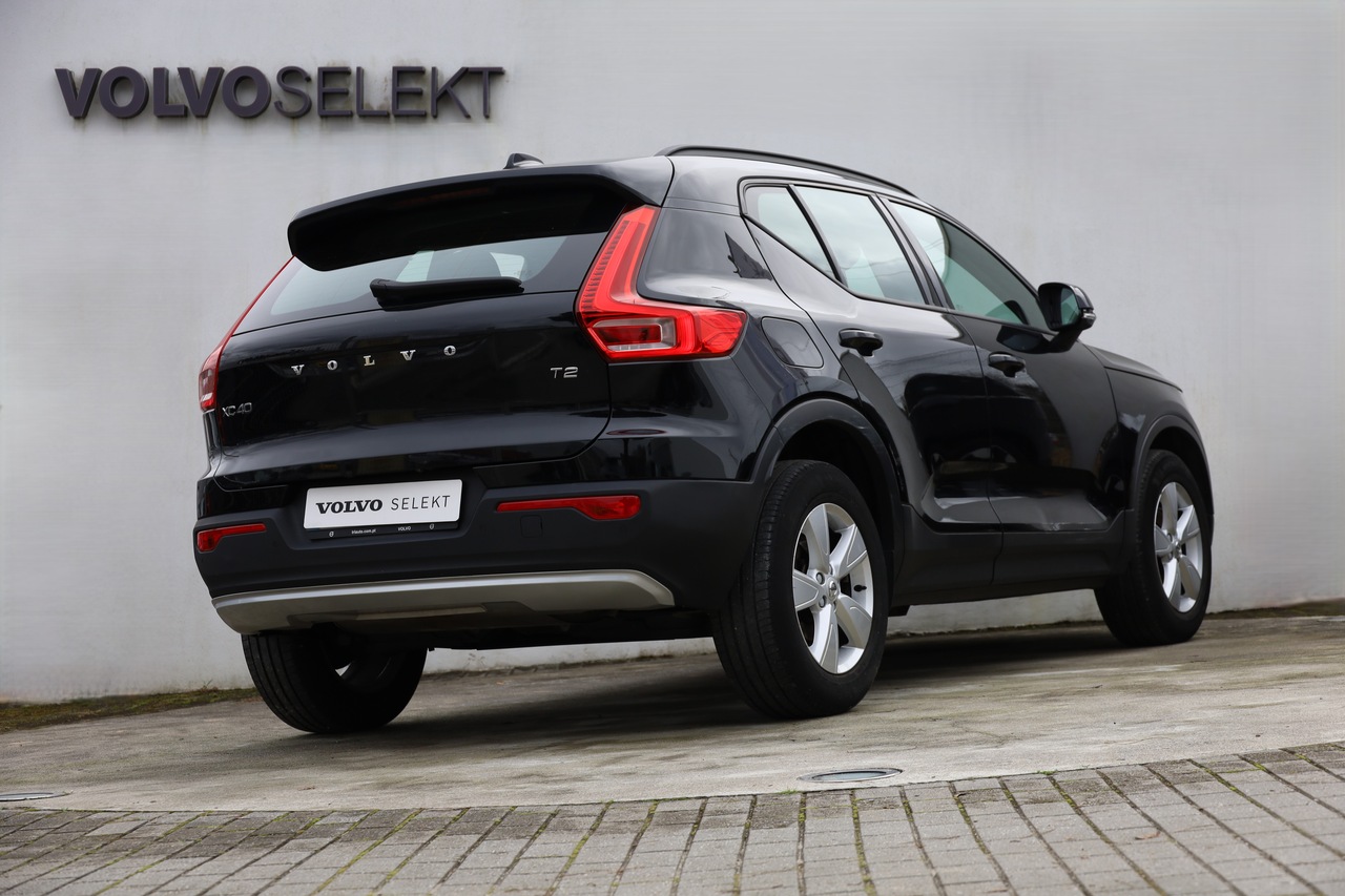 XC40 T2 Momentum Core