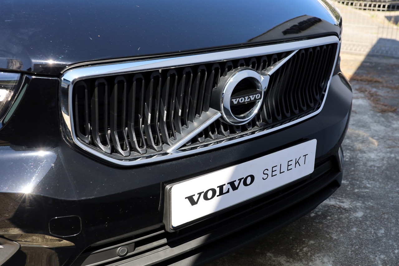 XC40 T2 Momentum Core