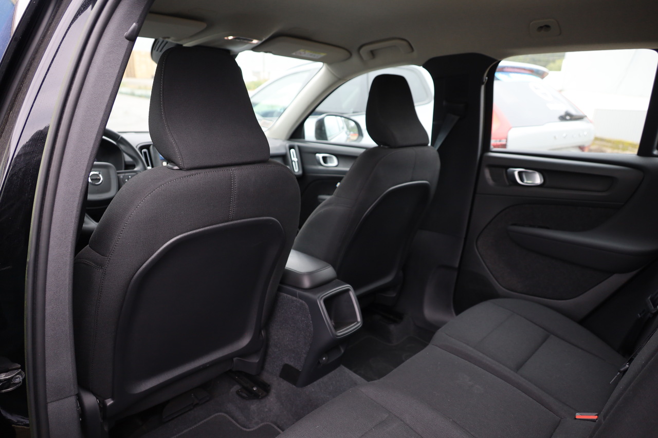 XC40 T2 Momentum Core