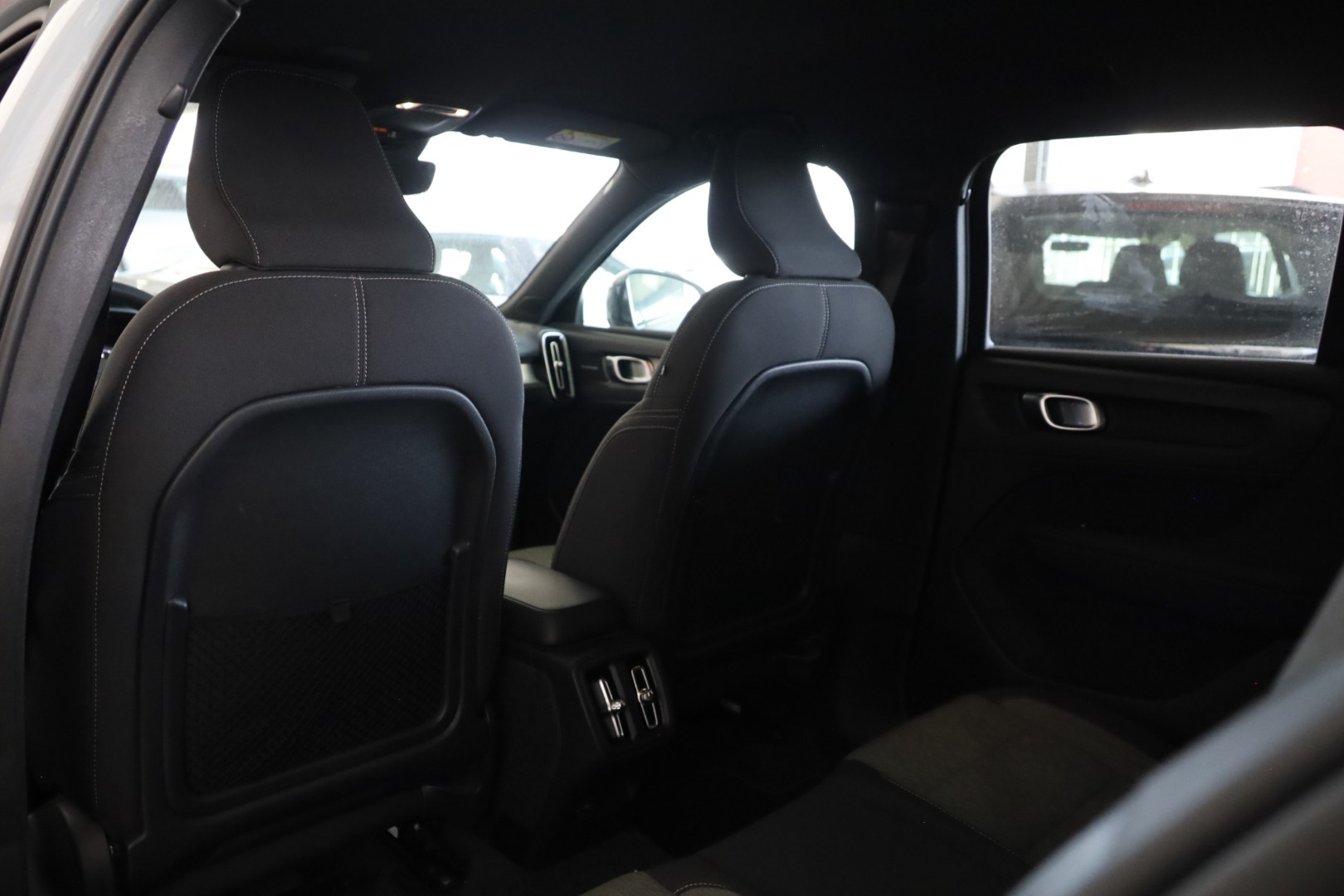 XC40 T2 Plus Dark Geart.