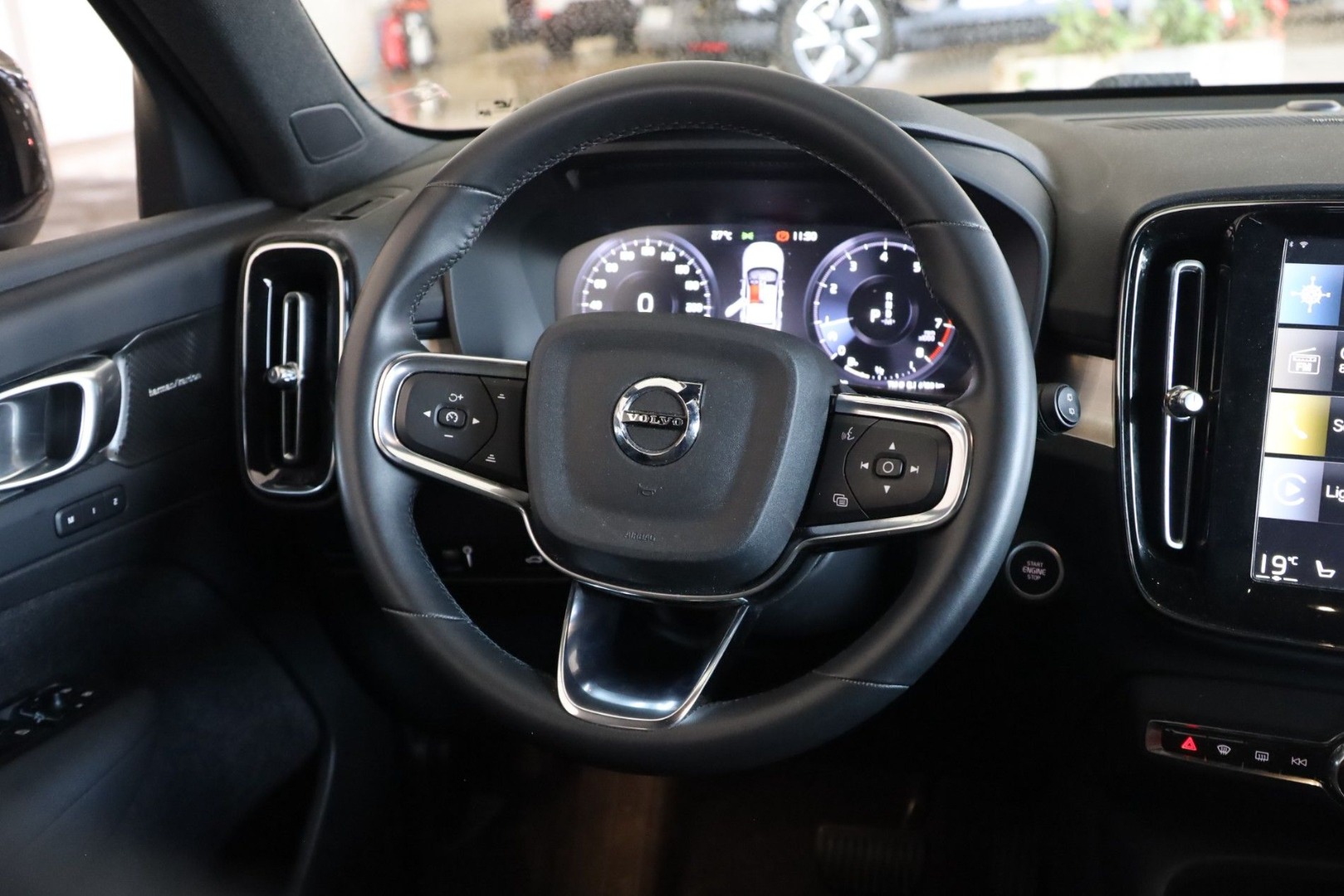 XC40 T2 Plus Dark Geart.