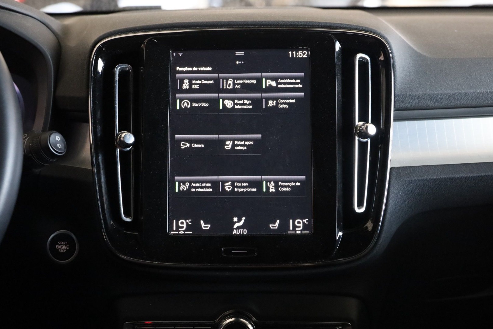 XC40 T2 Plus Dark Geart.