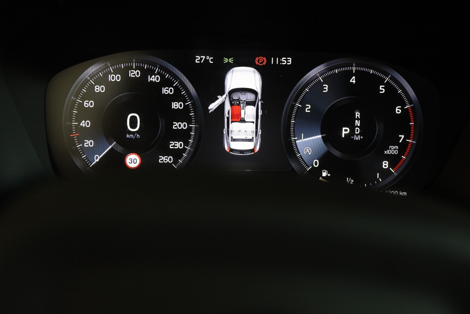 XC40 T2 Plus Dark Geart.