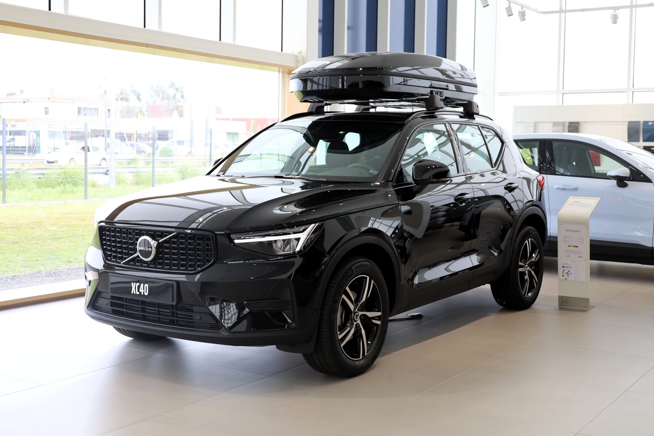 XC40 T2 Plus Dark Geart.