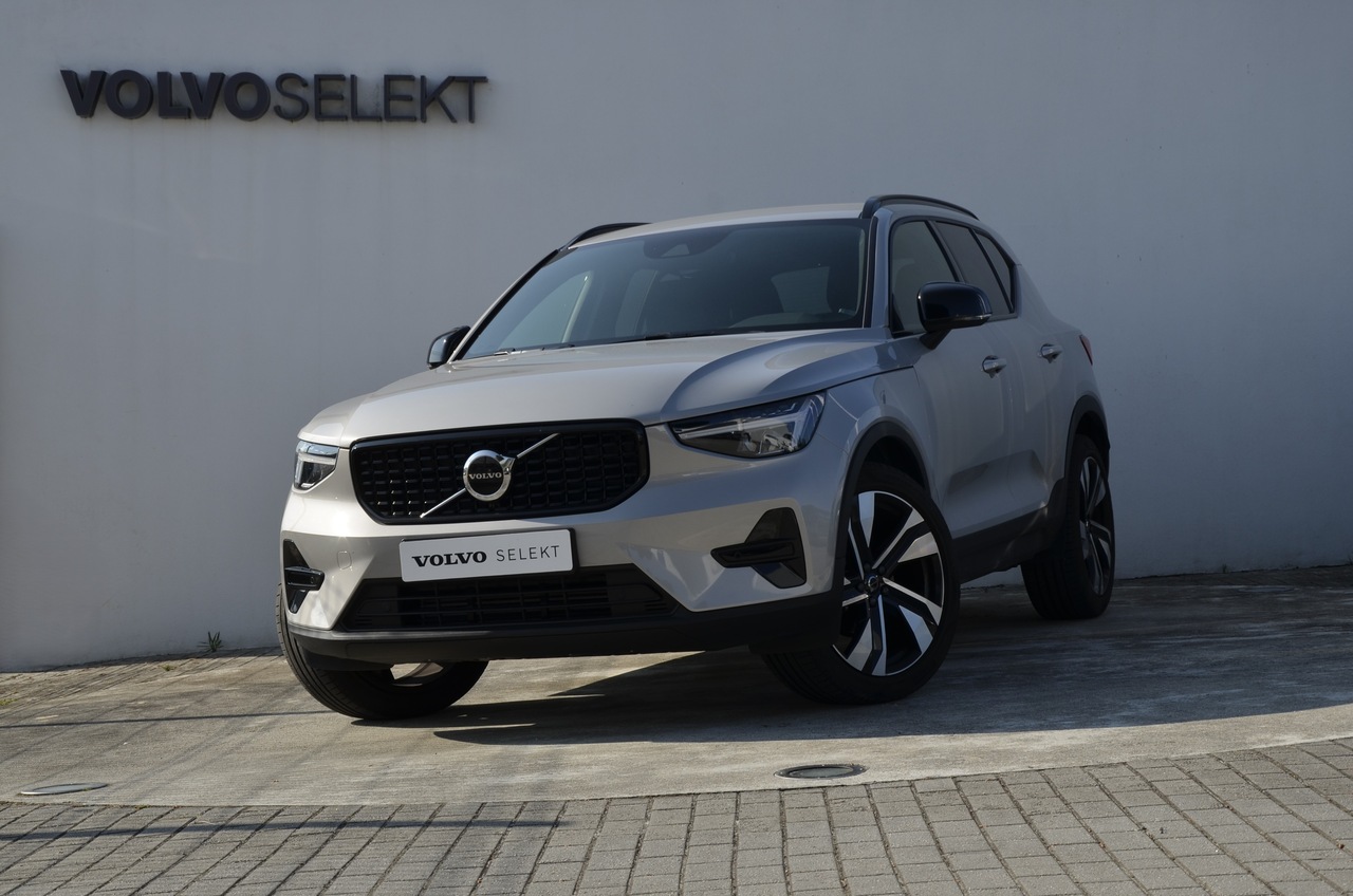 XC40 T2 Plus Dark Geart.