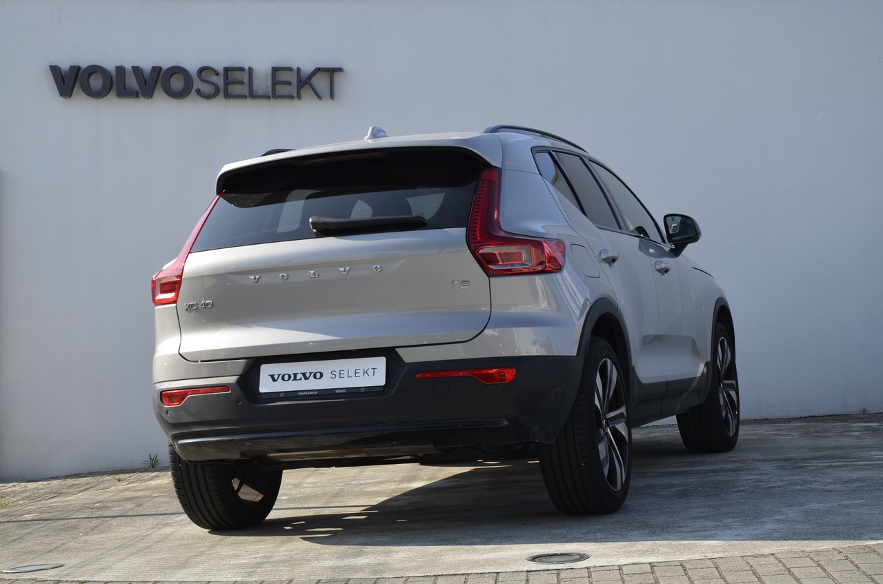 XC40 T2 Plus Dark Geart.