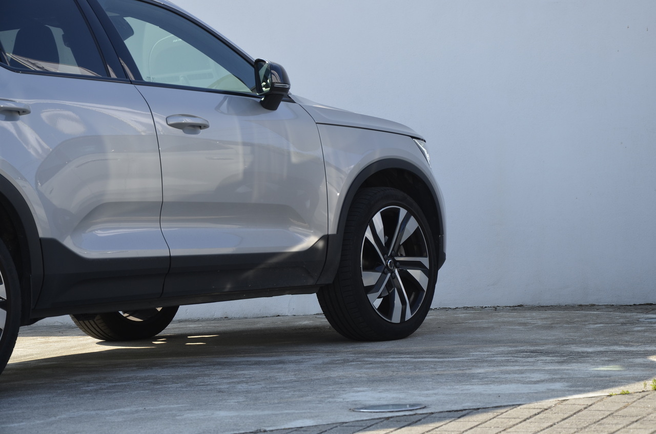 XC40 T2 Plus Dark Geart.