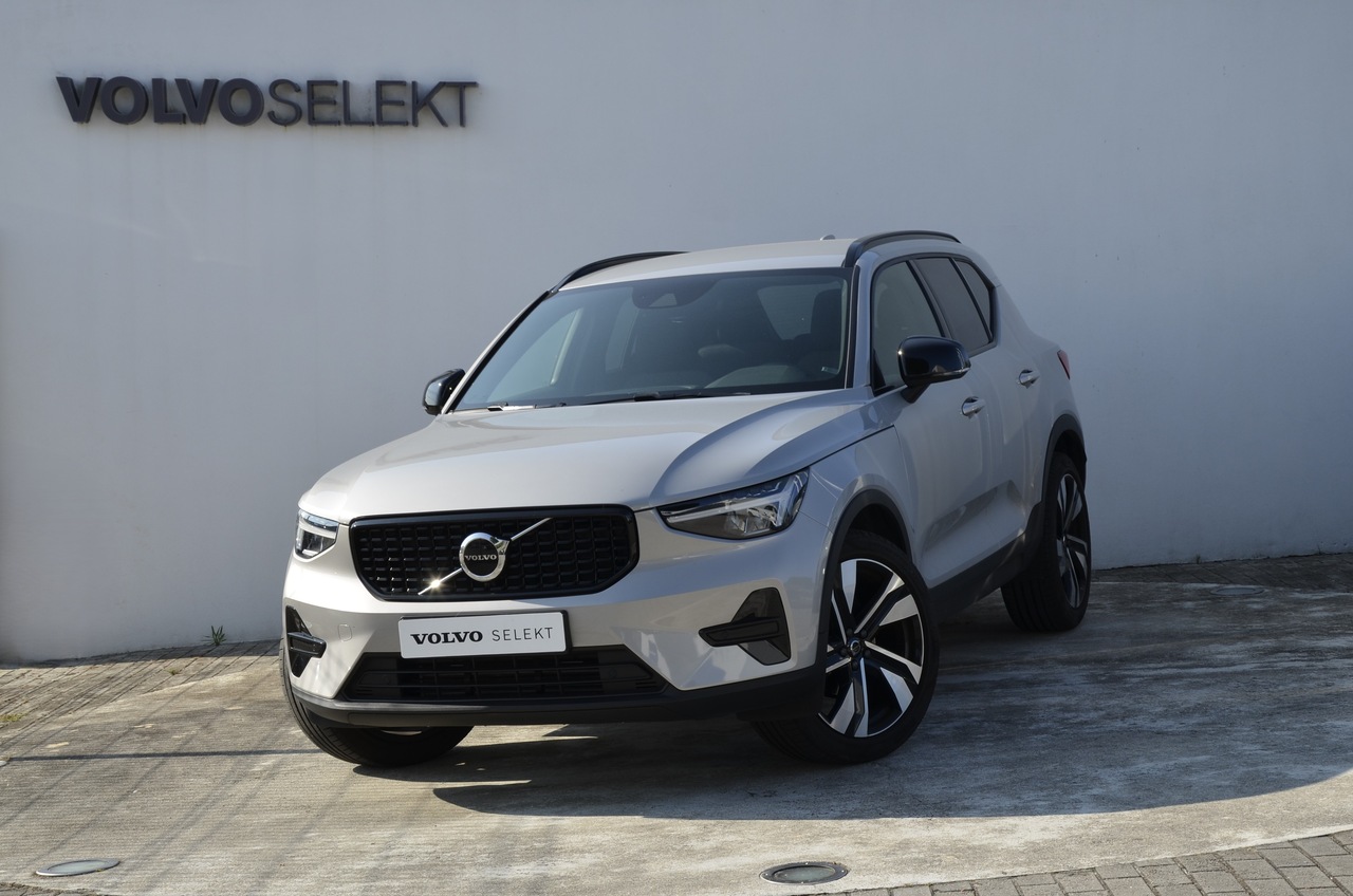 XC40 T2 Plus Dark Geart.