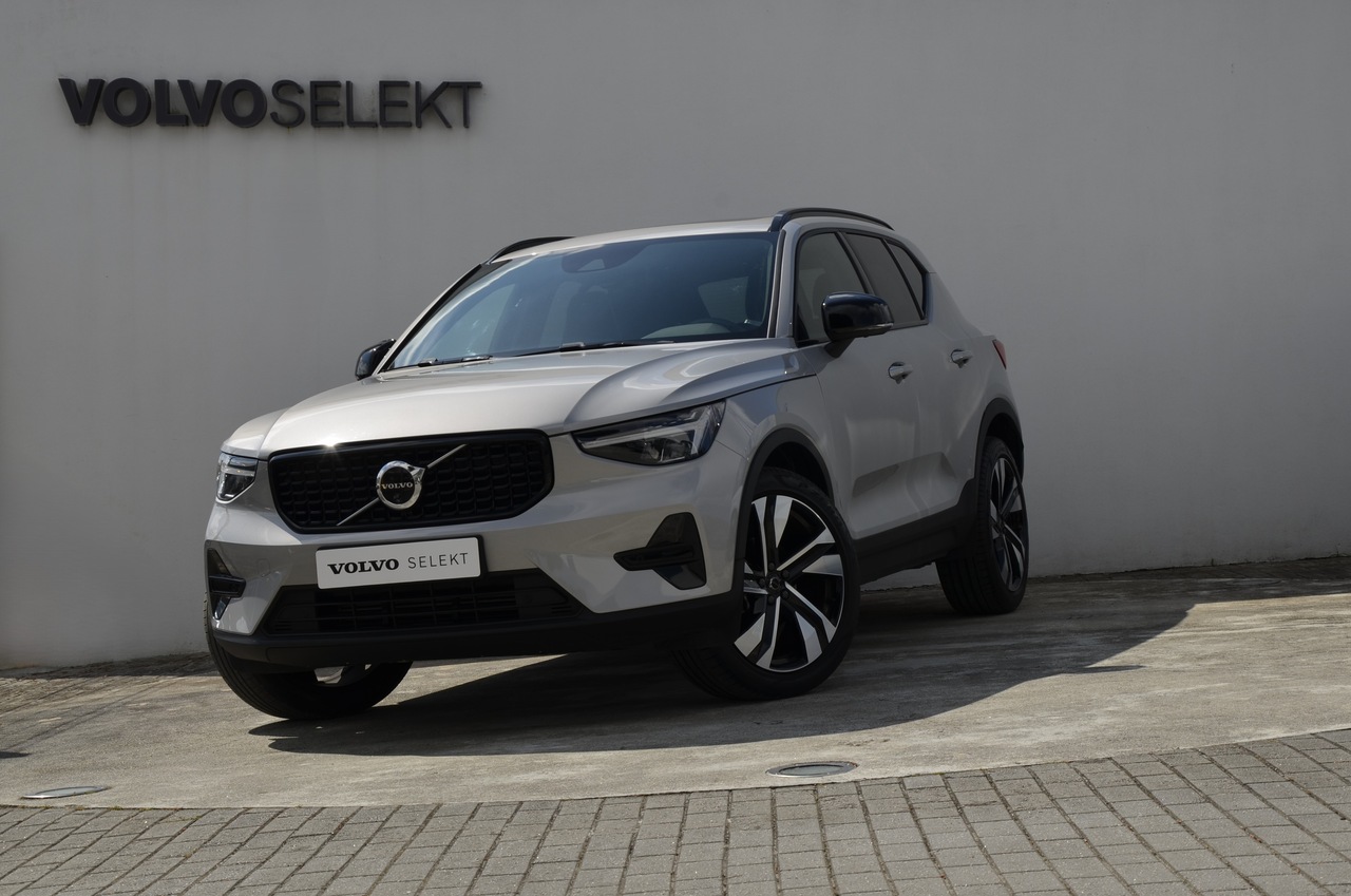 XC40 T2 Plus Dark Geart.