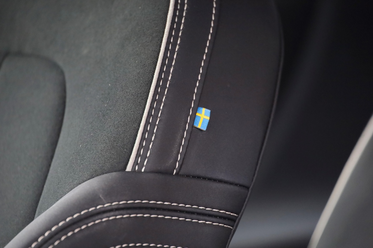 XC40 T2 Plus Dark Geart.