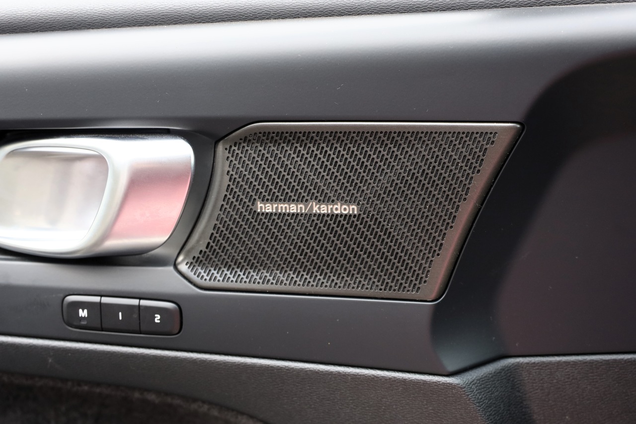 XC40 T2 Plus Dark Geart.