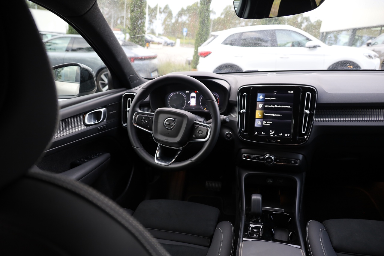 XC40 T2 Plus Dark Geart.