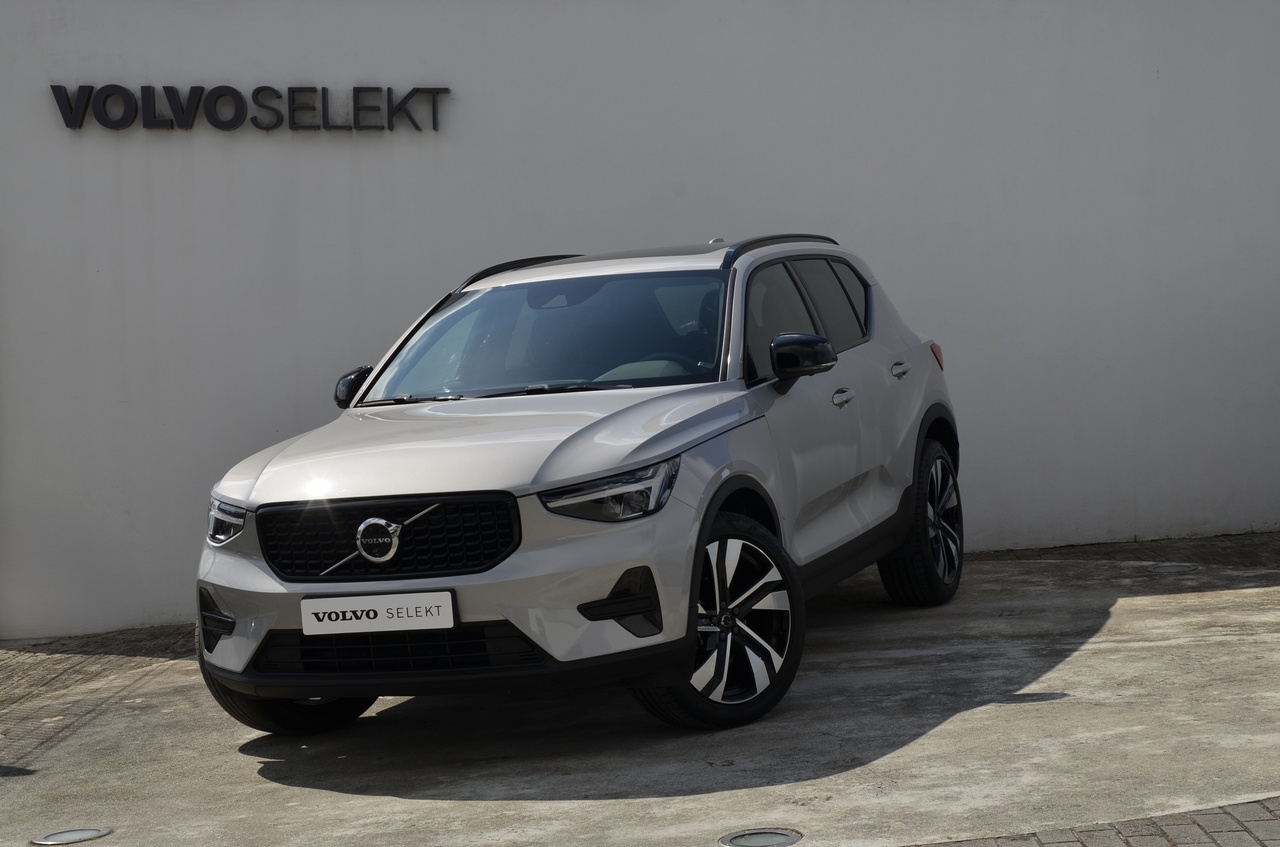 XC40 T2 Plus Dark Geart.