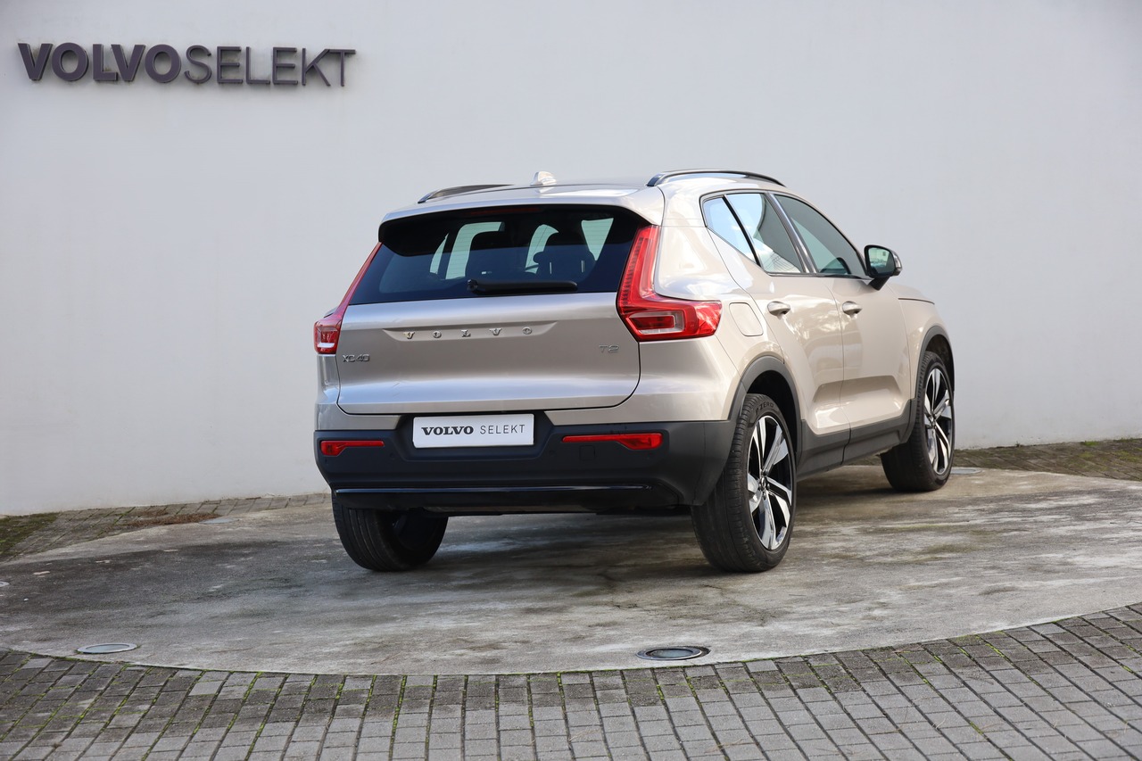 XC40 T2 Plus Dark