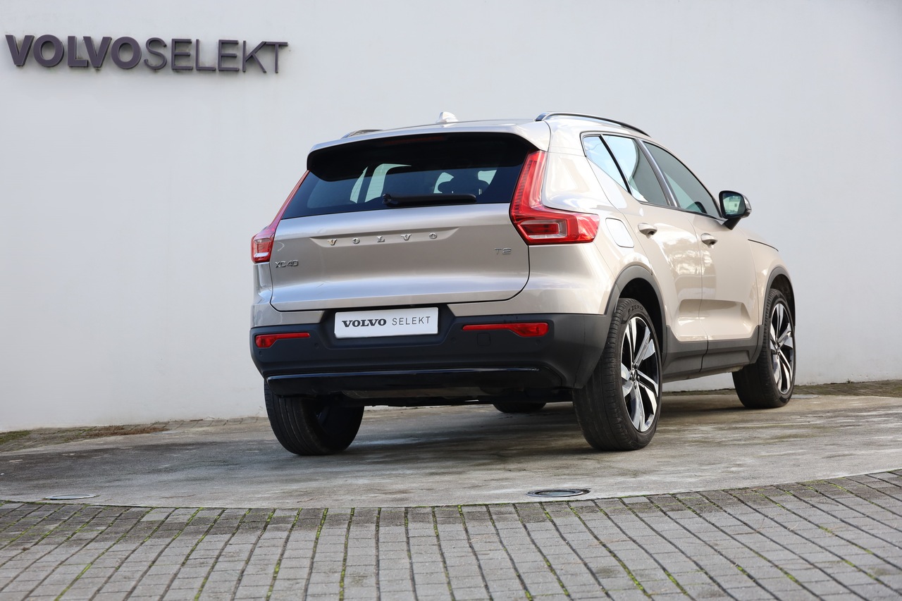 XC40 T2 Plus Dark