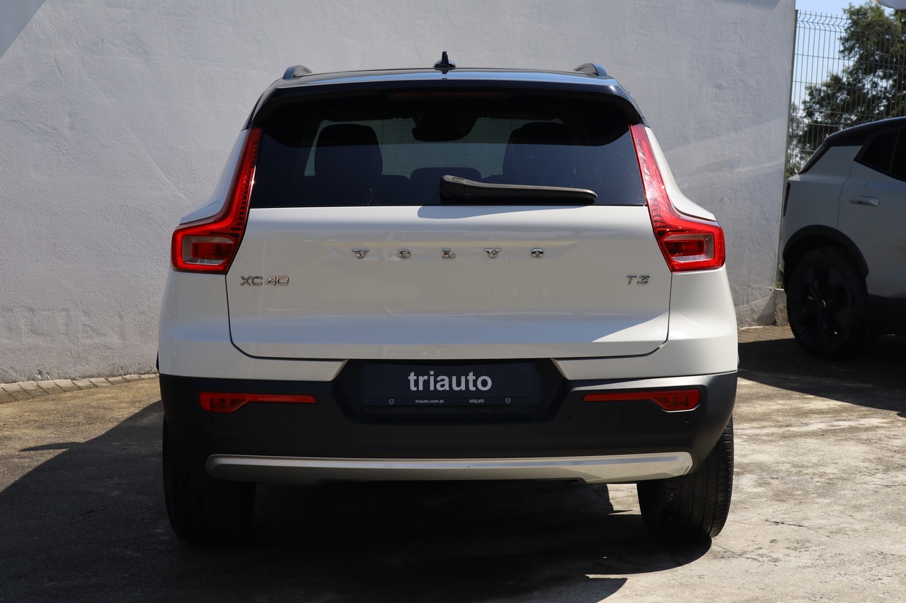 XC40 T3 Momentum