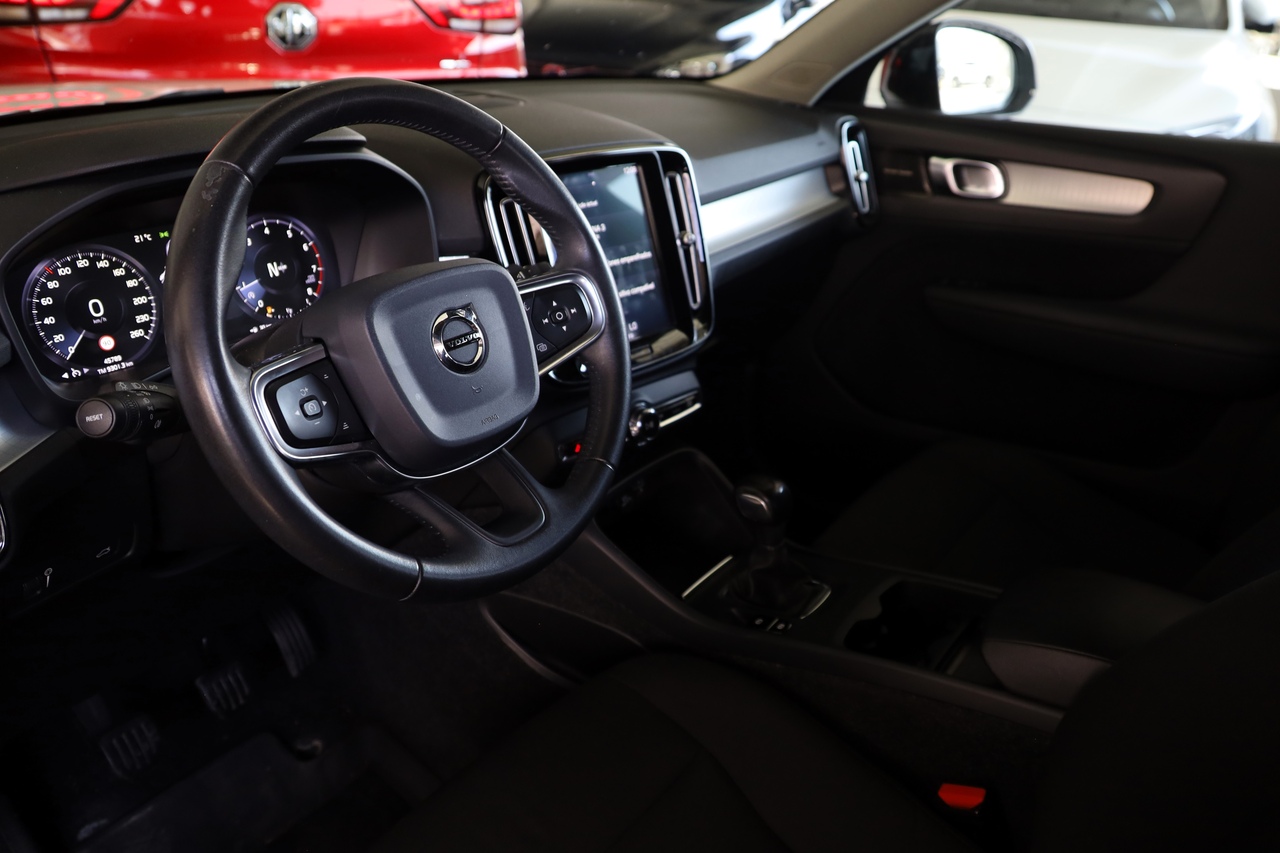 XC40 T3 Momentum