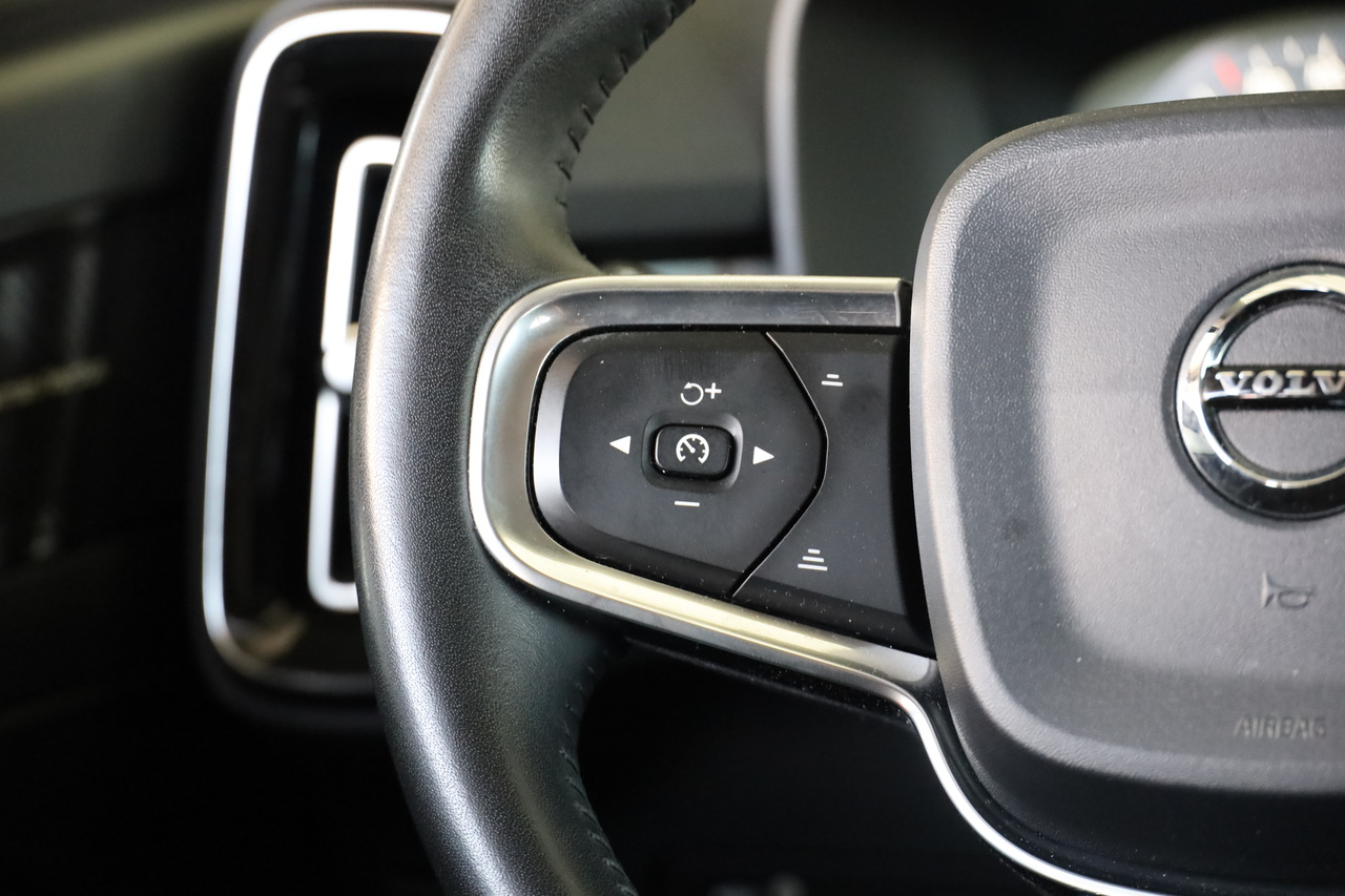 XC40 T3 Momentum