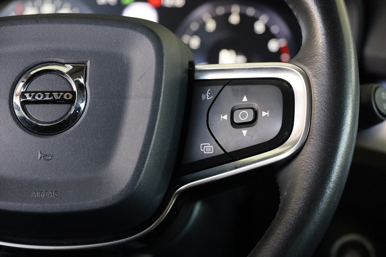 XC40 T3 Momentum