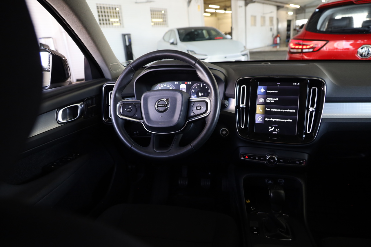 XC40 T3 Momentum