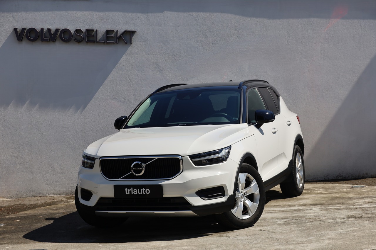 XC40 T3 Momentum